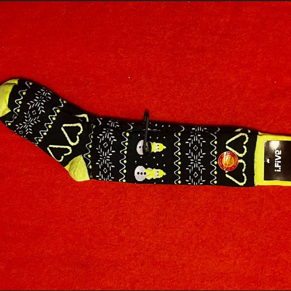 Green jacquard snowmen and hearts merino wool blend thermal socks made in Italy - Picture 2 of 9